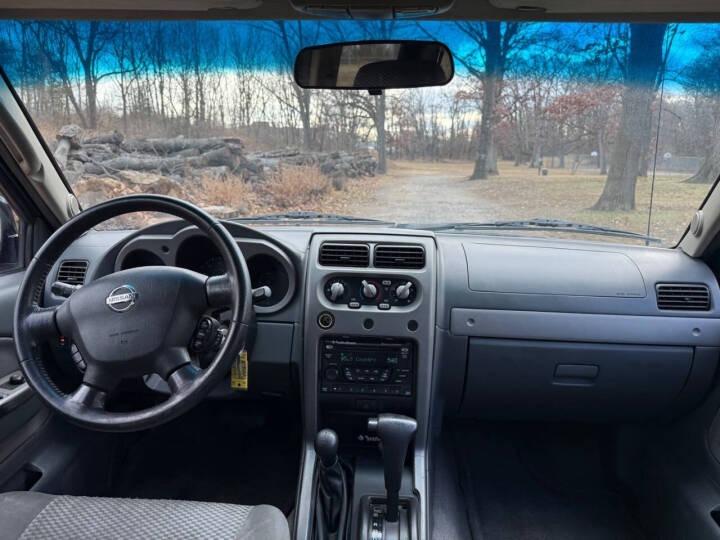 2002 Nissan Frontier SE