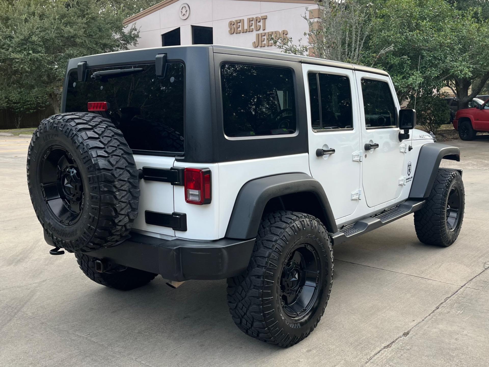 2016 Jeep Wrangler Unlimited - 3