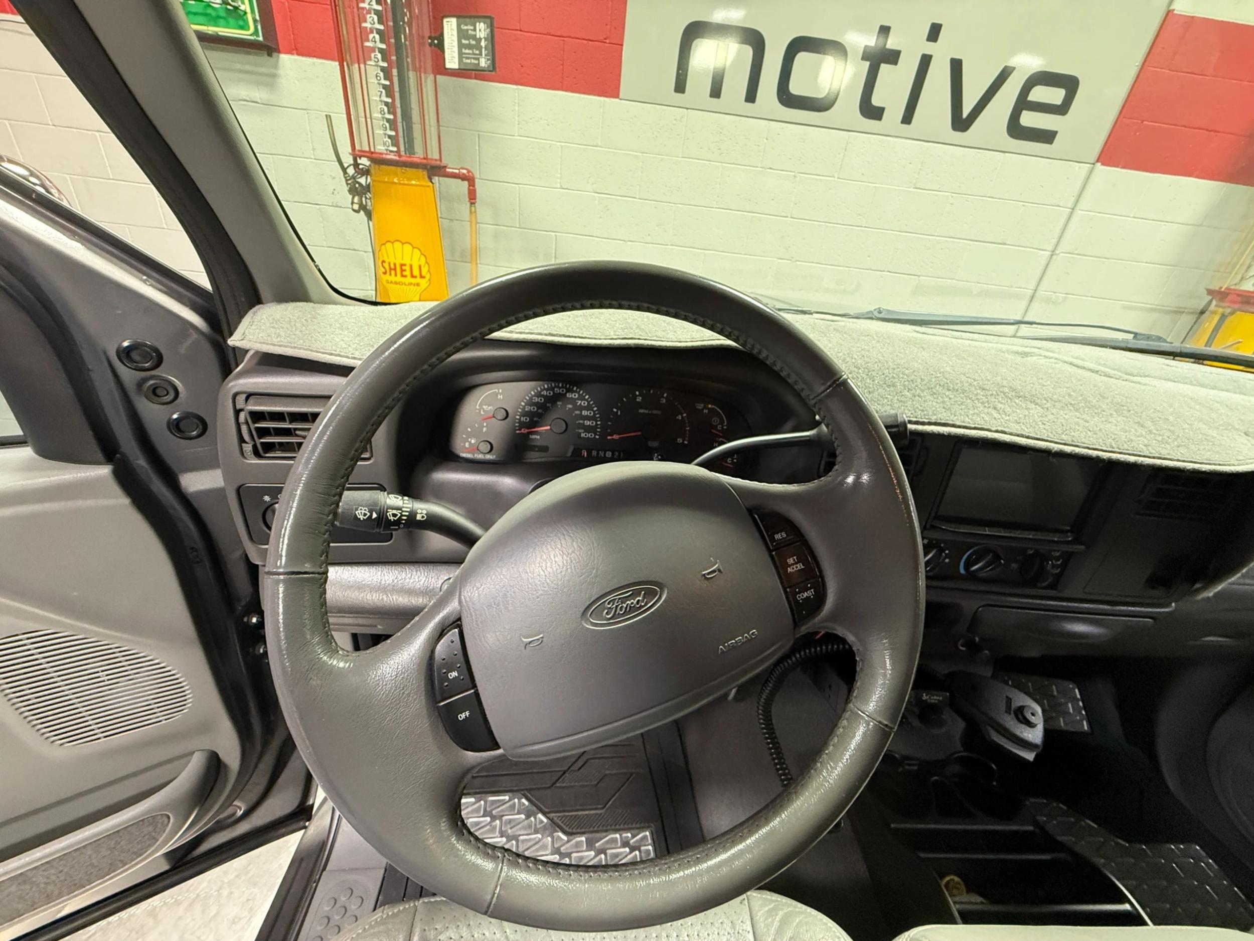 2002 Ford F-250 Lariat