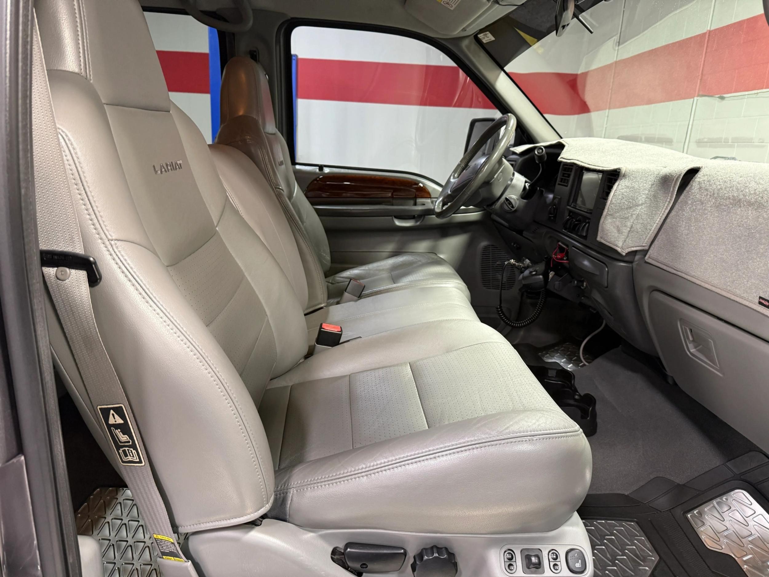 2002 Ford F-250 Lariat