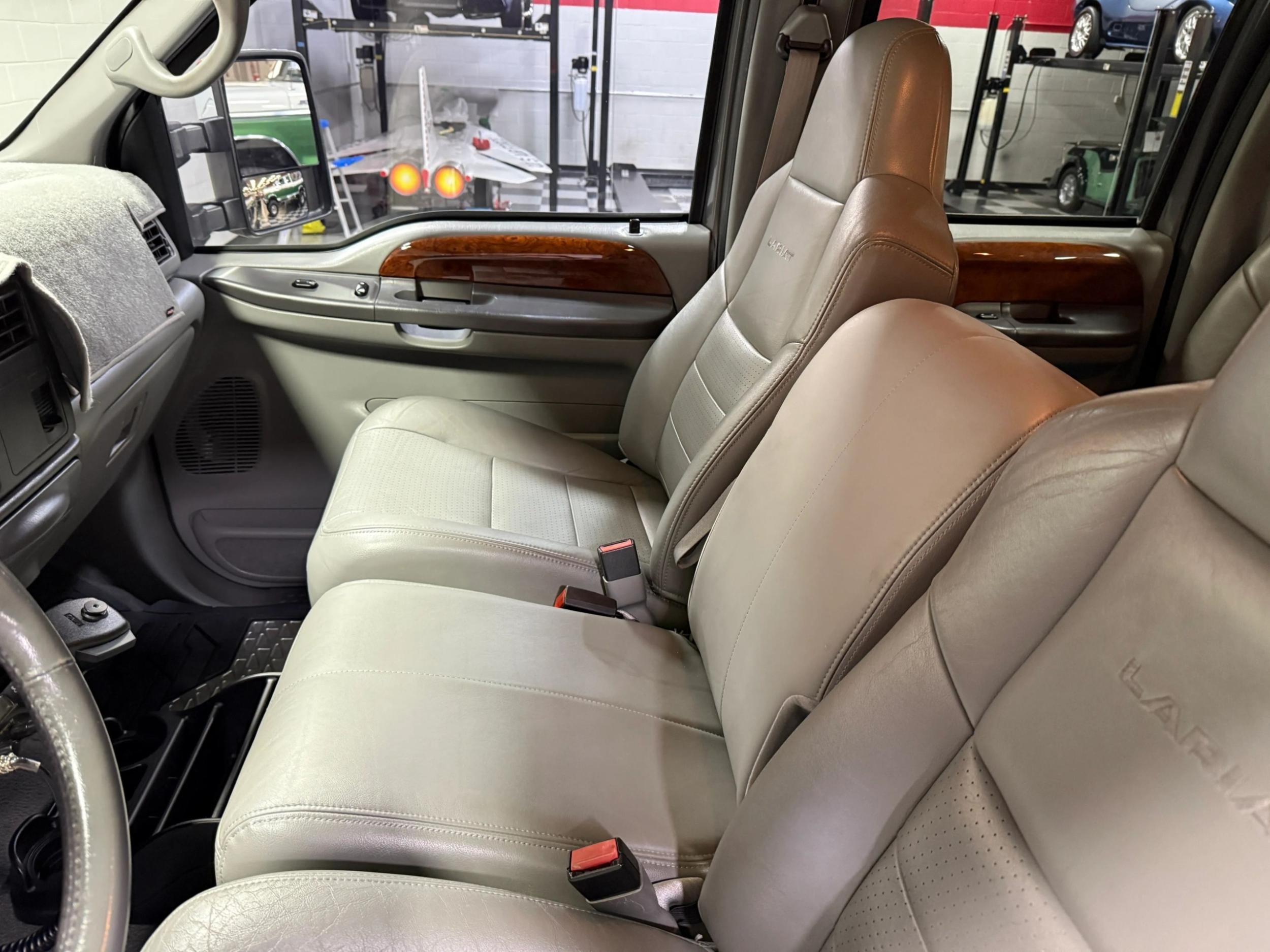 2002 Ford F-250 Lariat