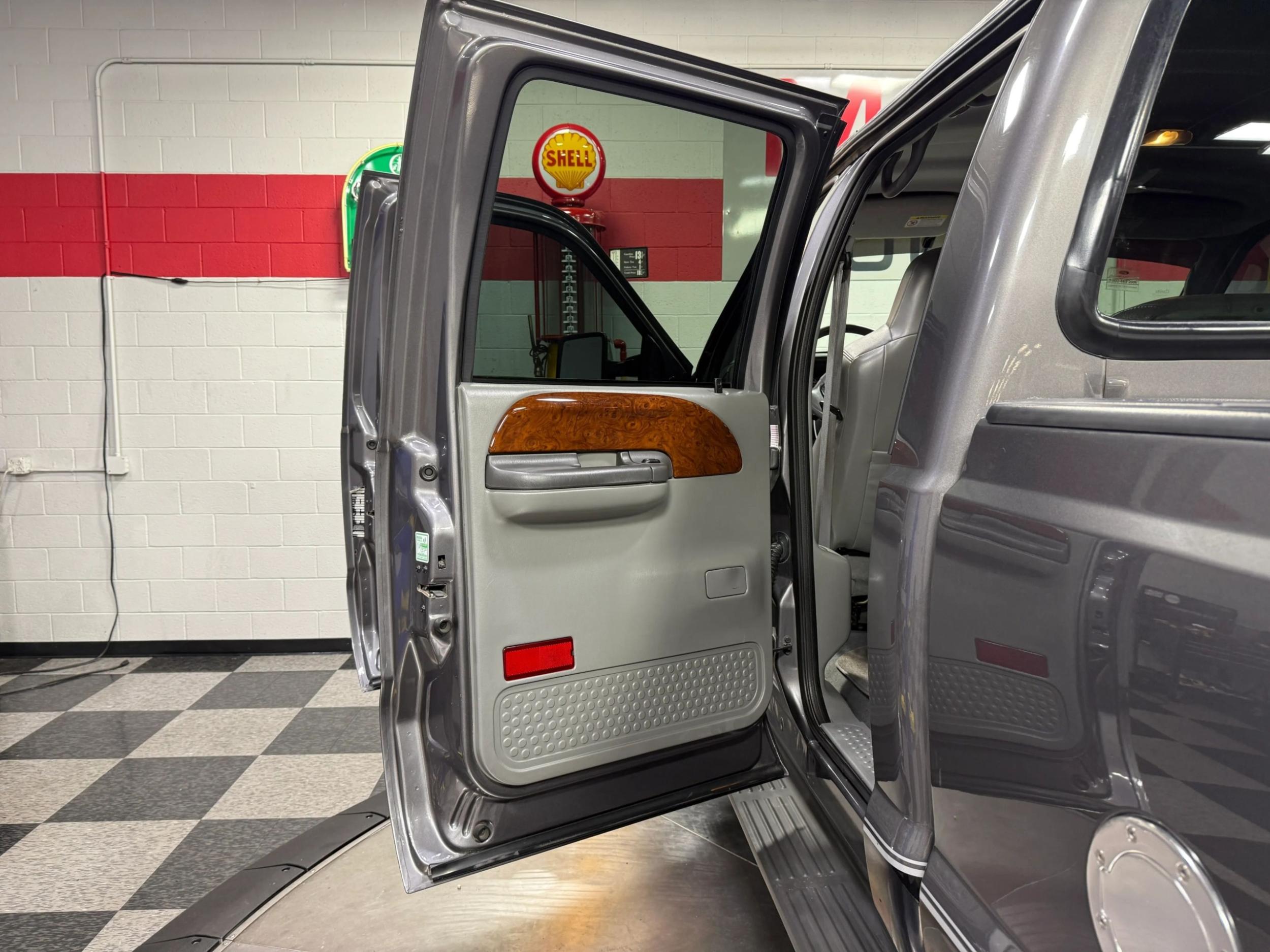 2002 Ford F-250 Lariat