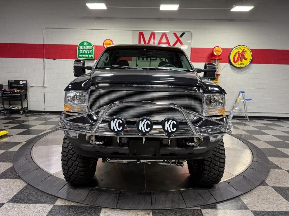 2002 Ford F-250 Lariat - 3