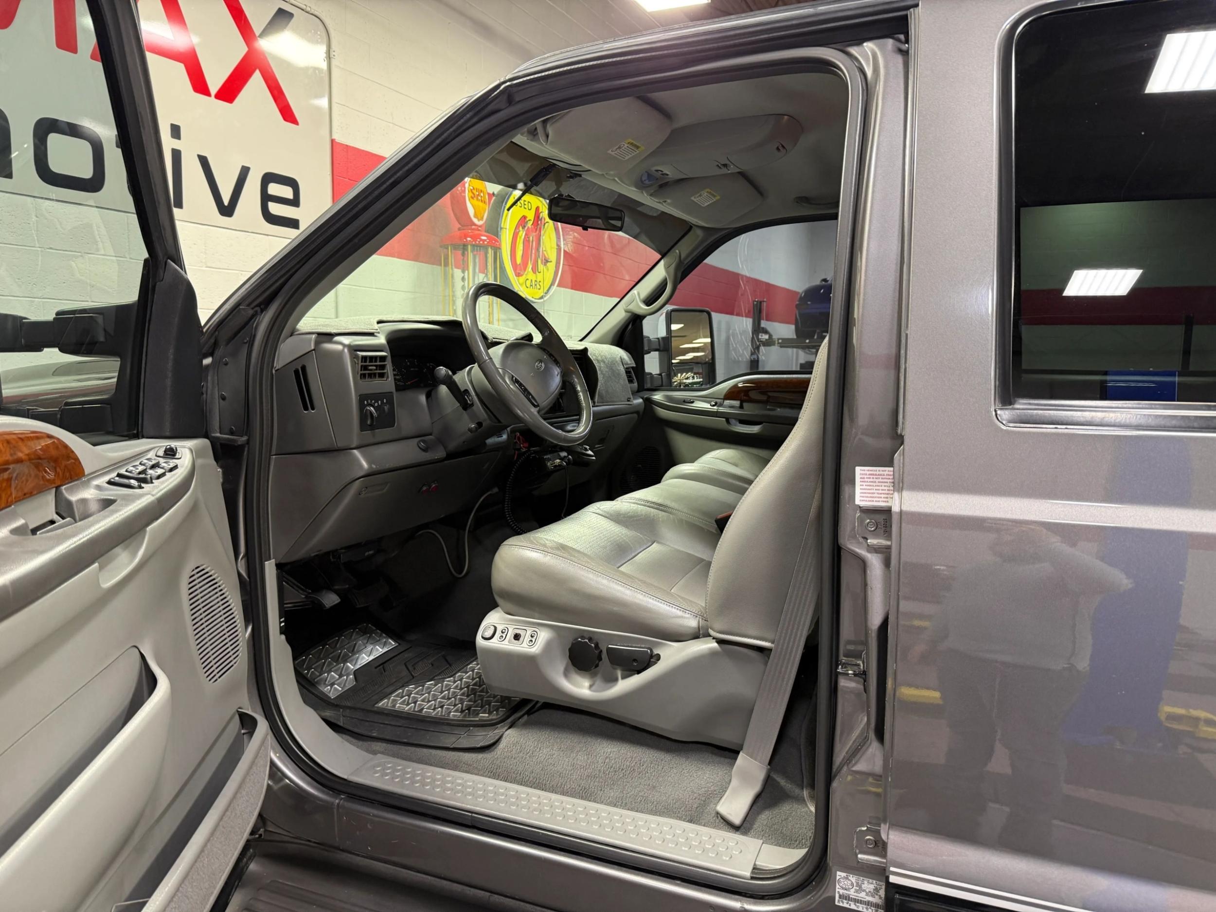 2002 Ford F-250 Lariat