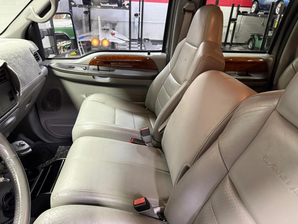 2002 Ford F-250 Lariat