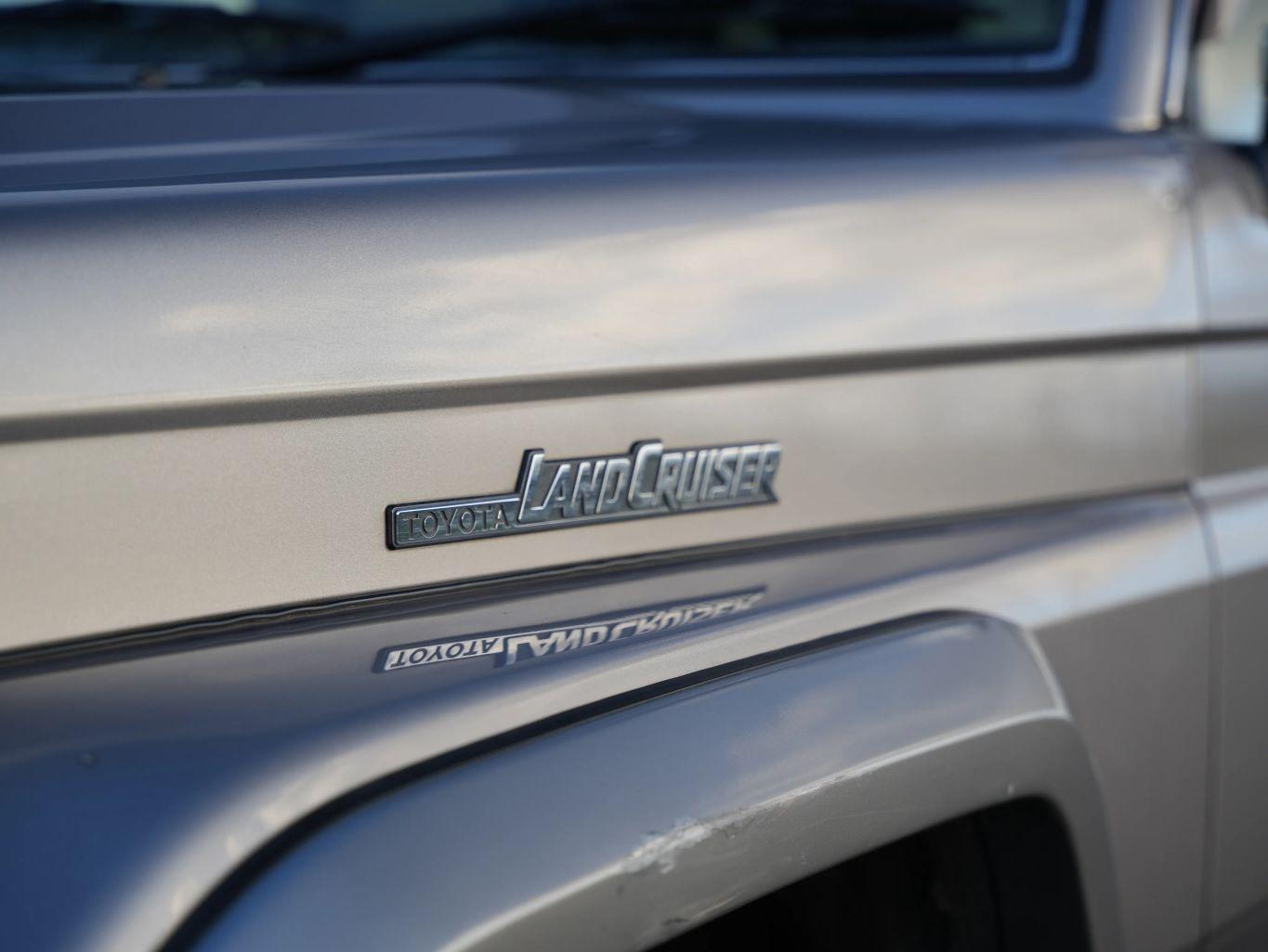 2000 Toyota Land Cruiser ZX