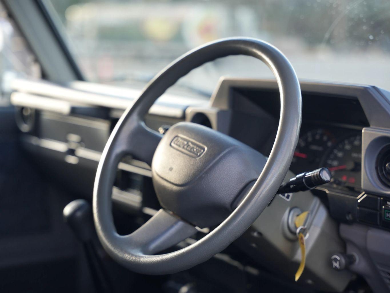 2000 Toyota Land Cruiser ZX