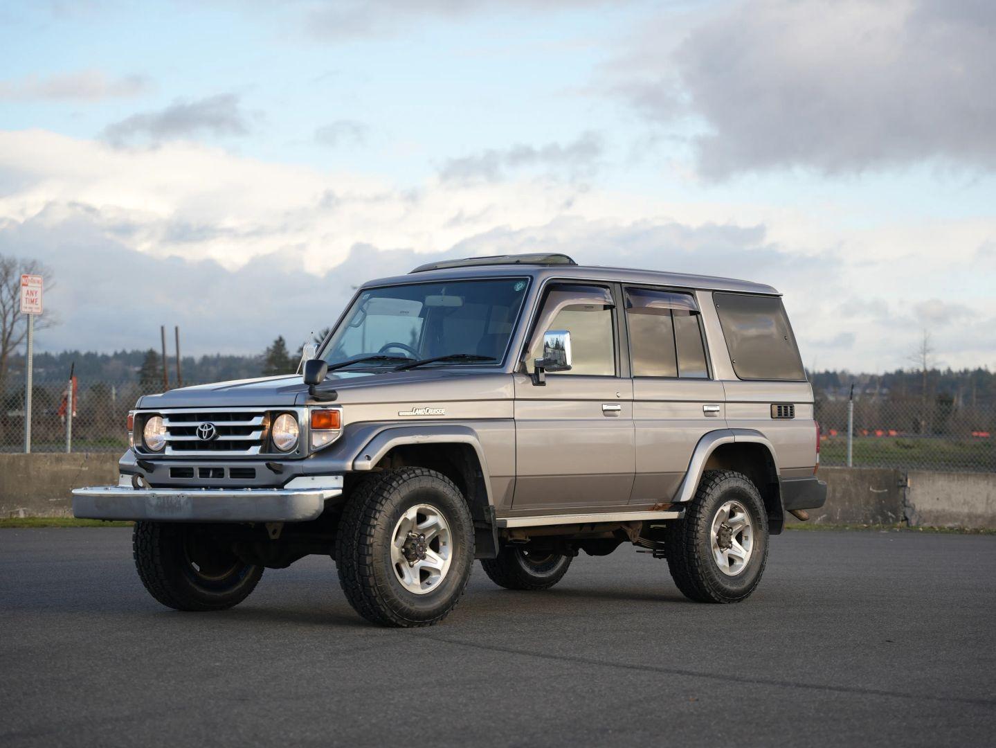 2000 Toyota Land Cruiser ZX