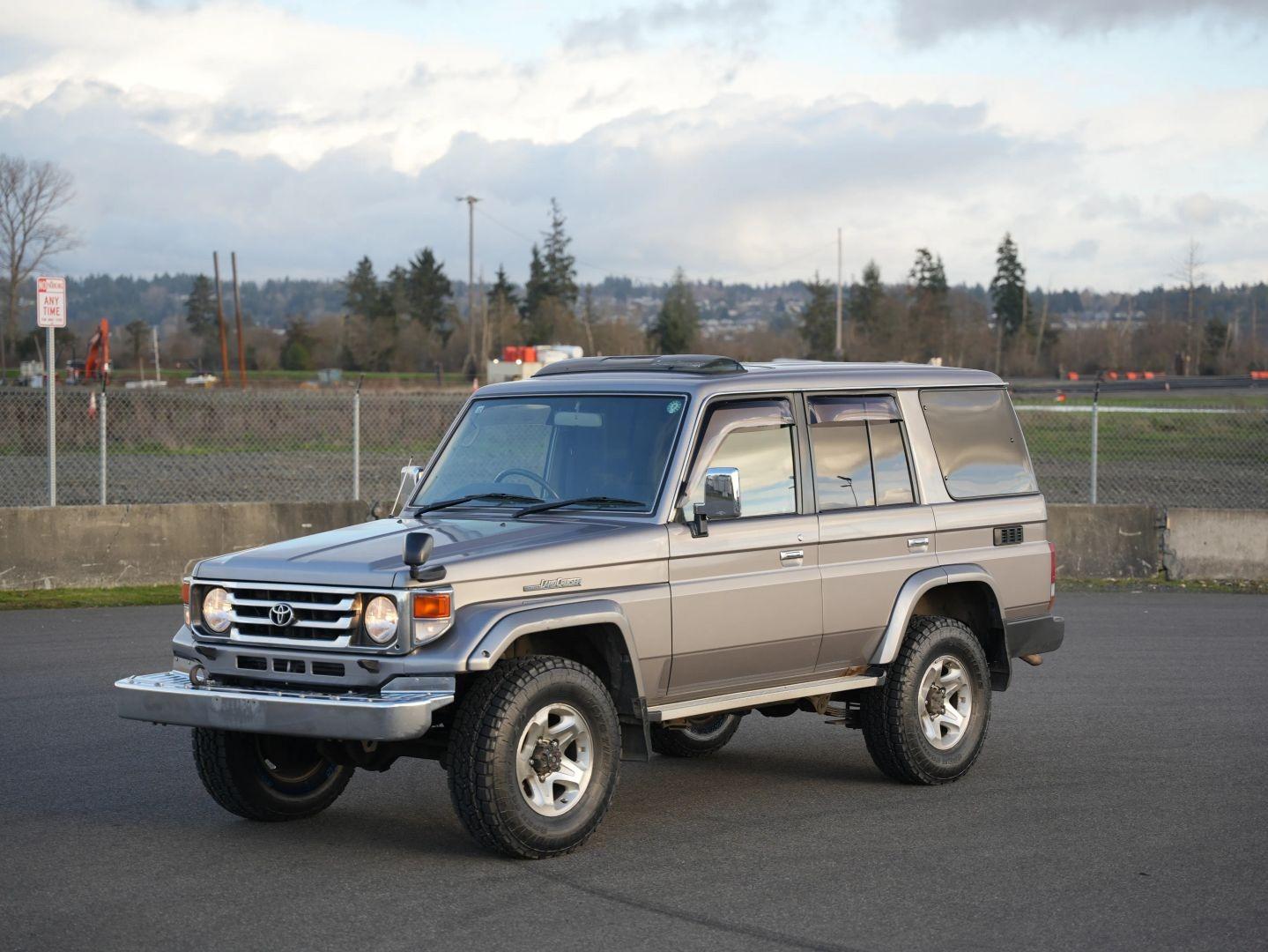 2000 Toyota Land Cruiser ZX