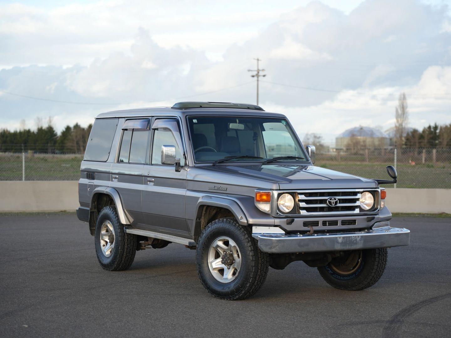 2000 Toyota Land Cruiser ZX