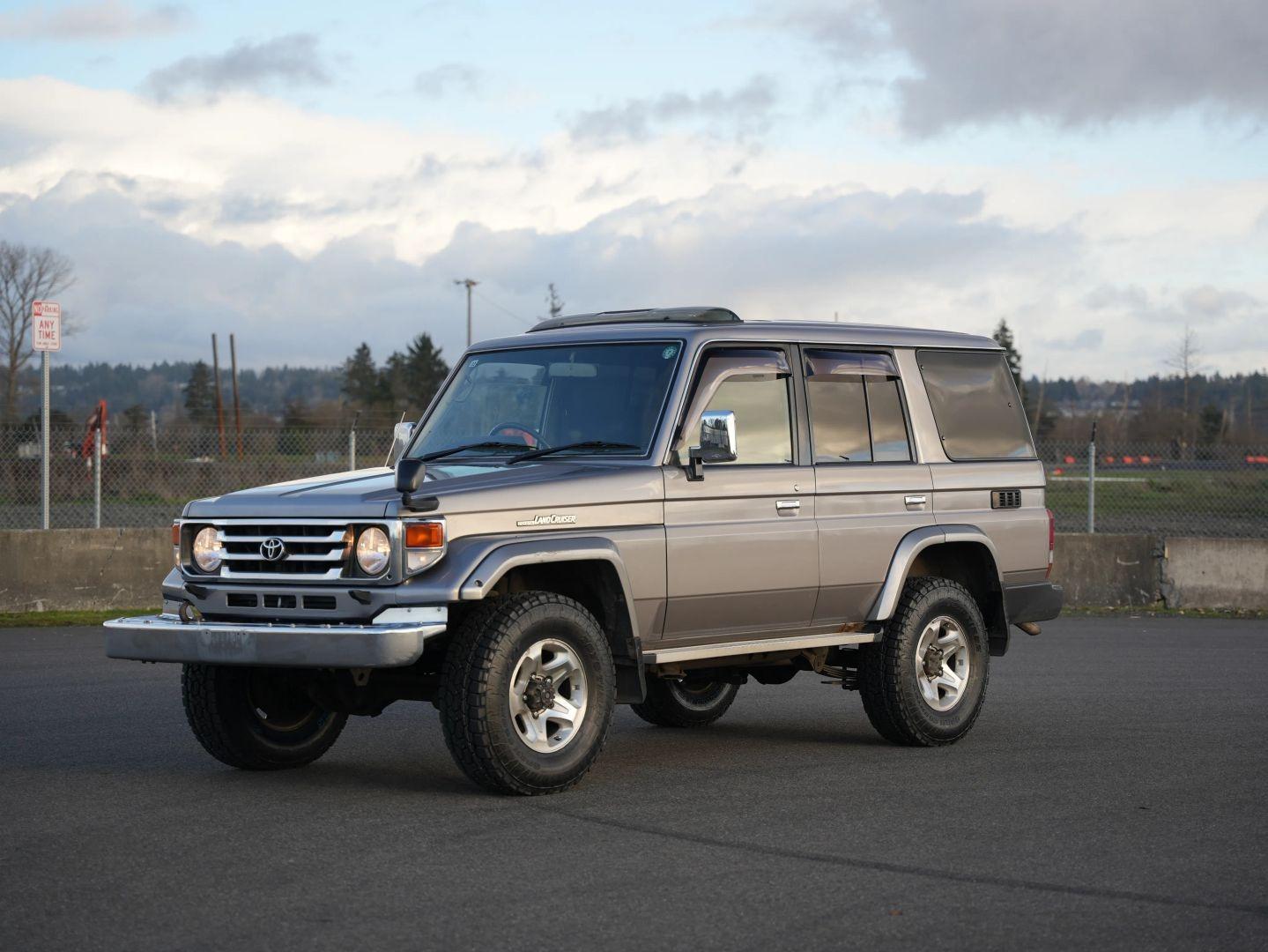 2000 Toyota Land Cruiser ZX