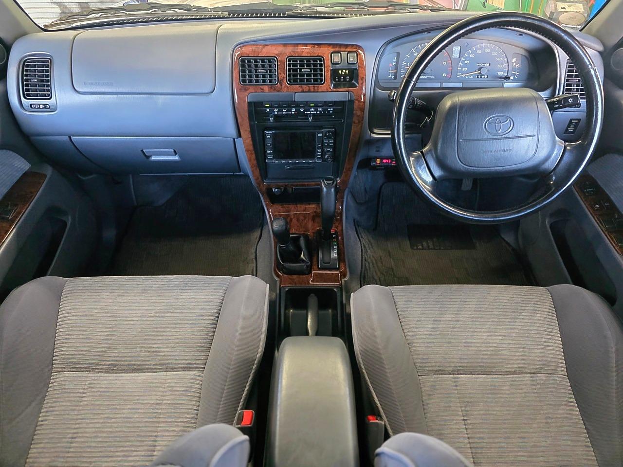 1996 Toyota Hilux Surf SSR-G - 4