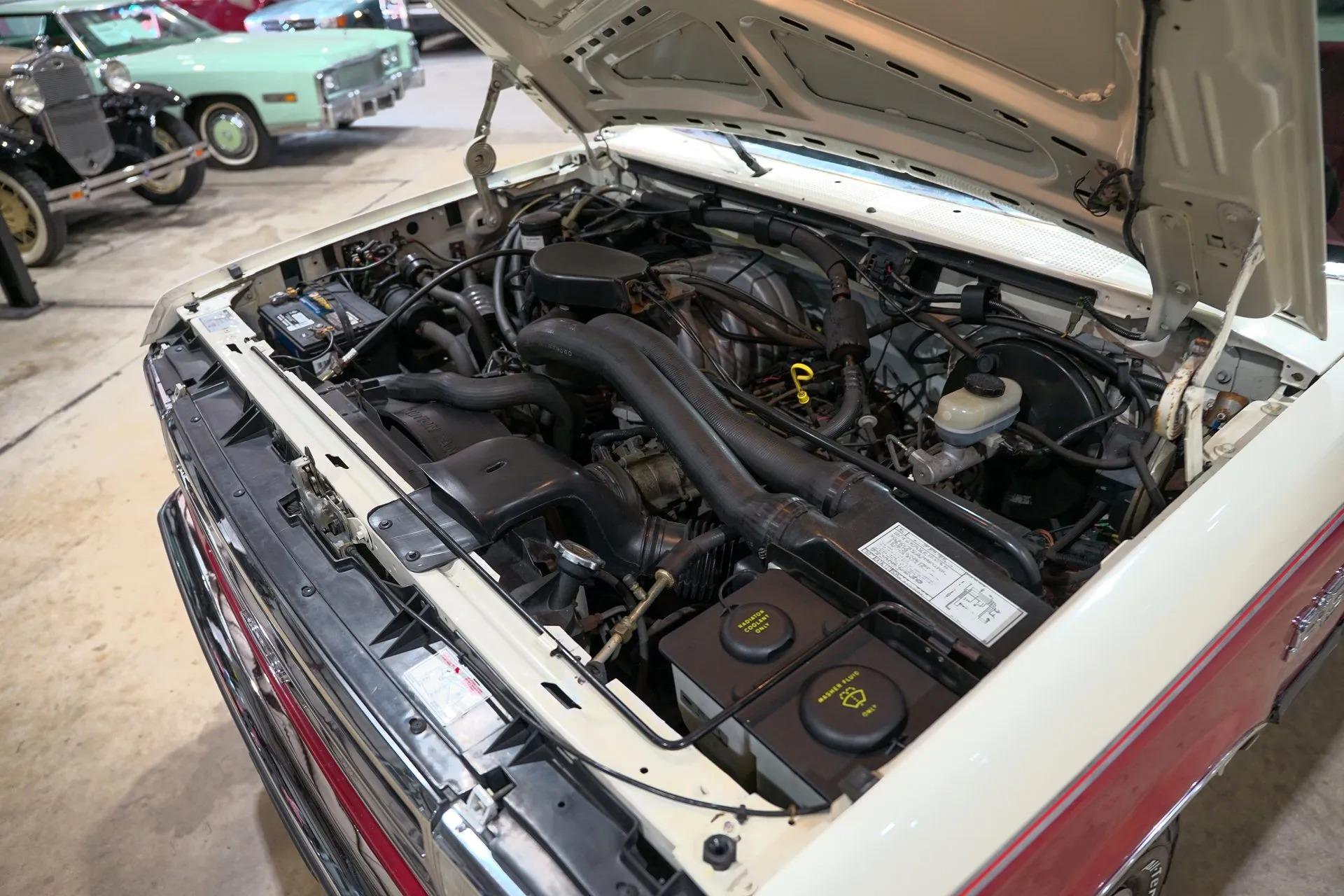 1990 Ford F-150 XLT Lariat