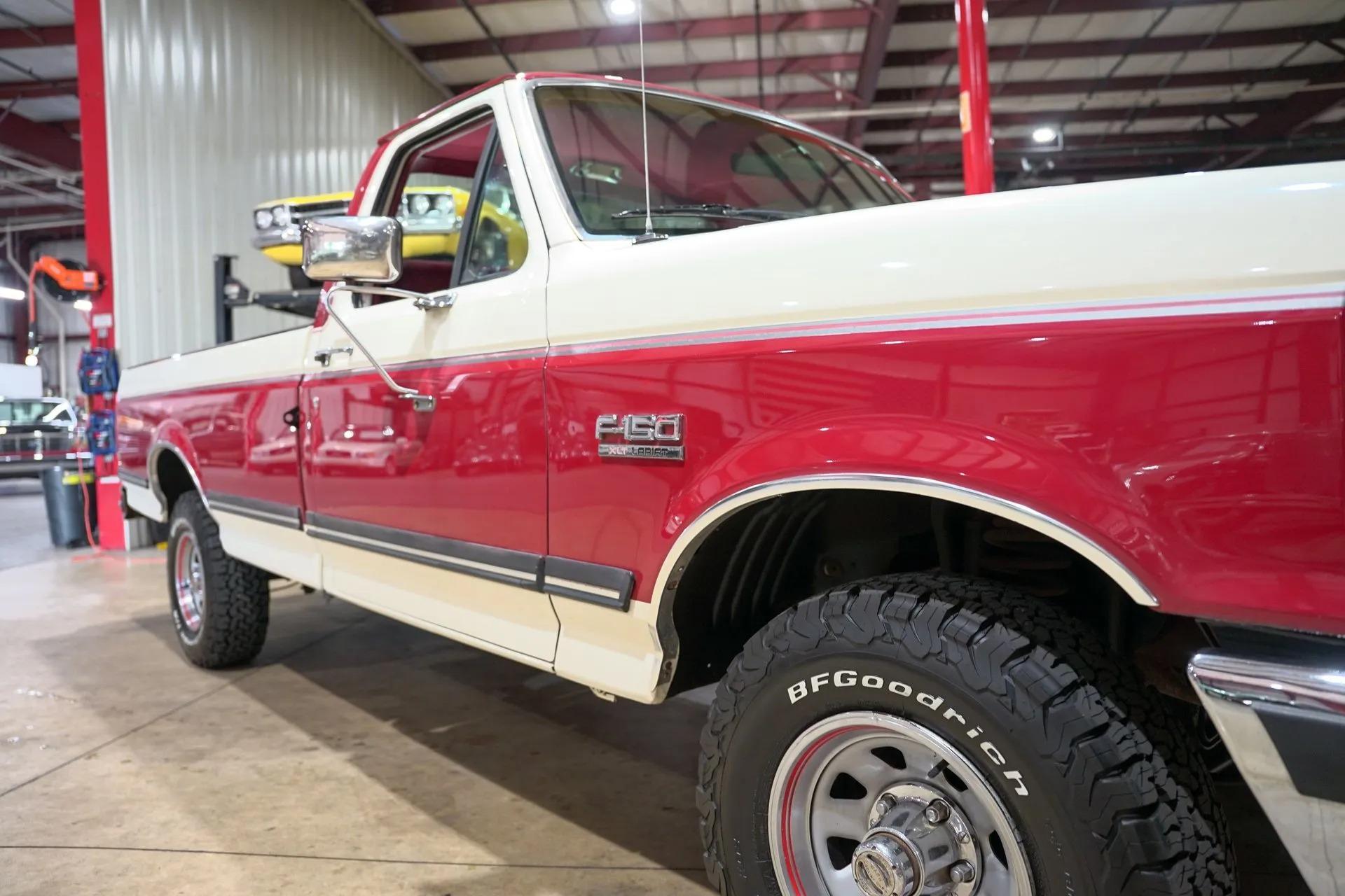 1990 Ford F-150 XLT Lariat