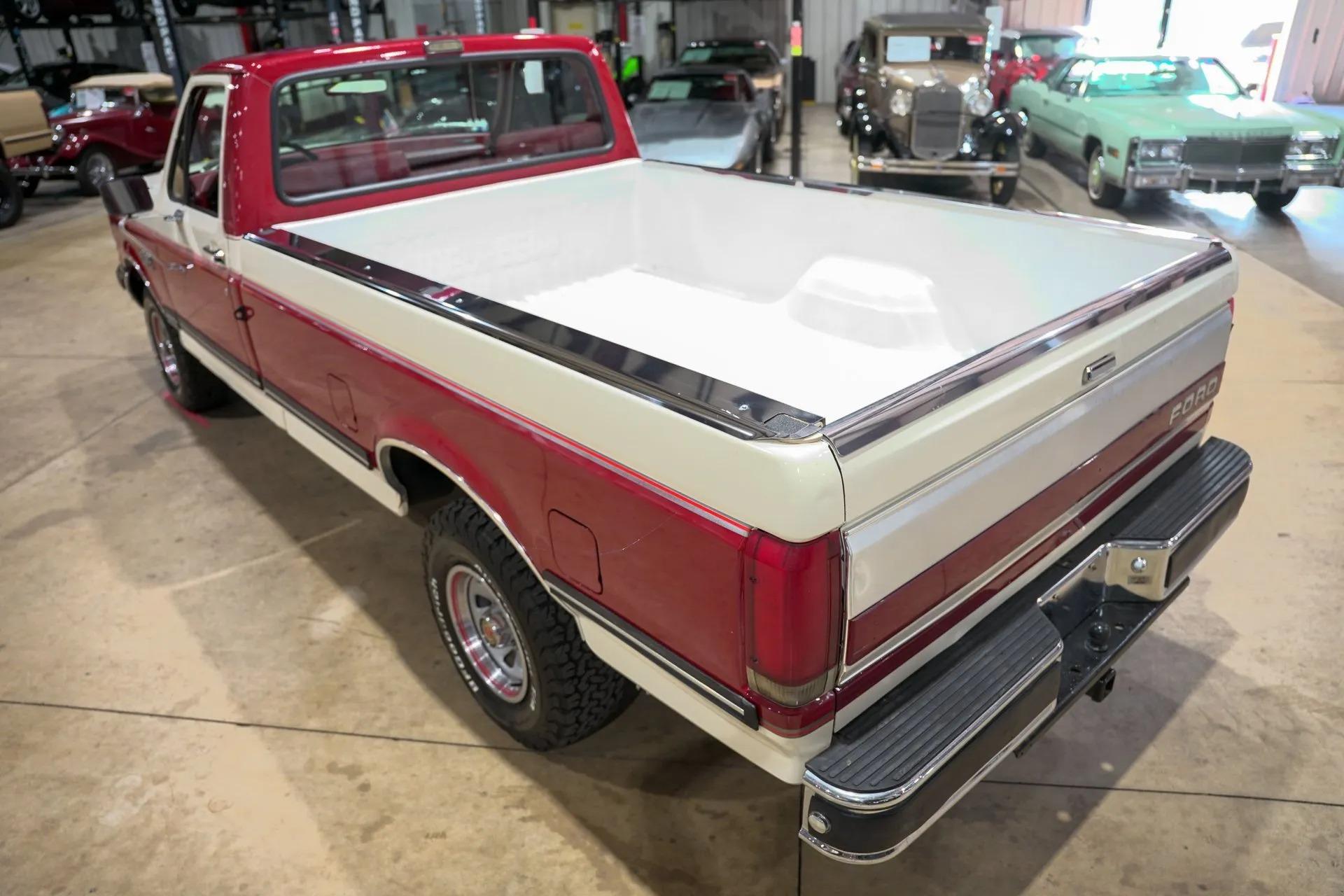 1990 Ford F-150 XLT Lariat