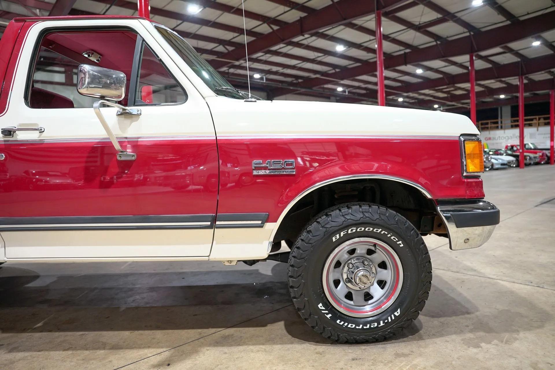 1990 Ford F-150 XLT Lariat