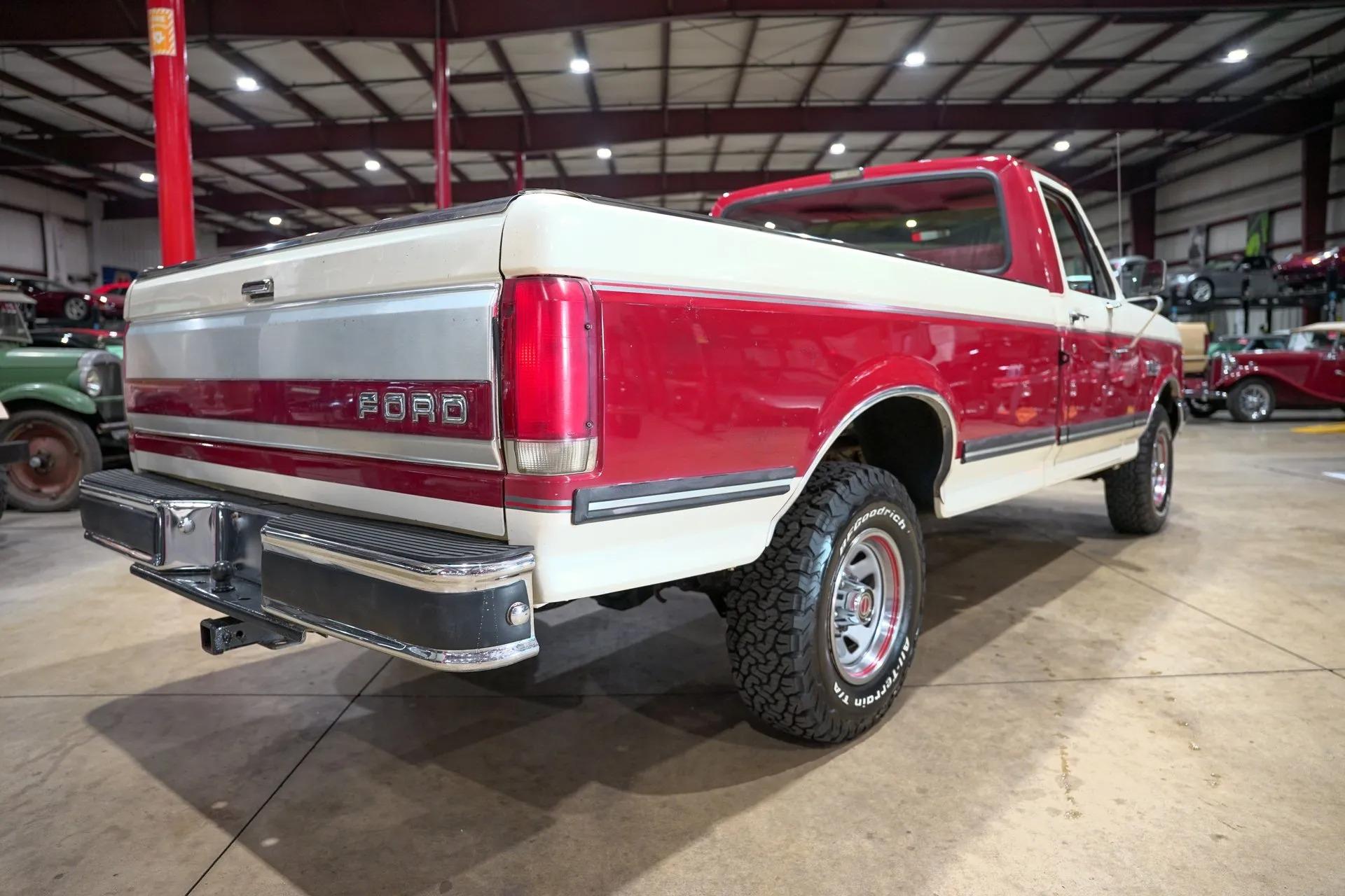 1990 Ford F-150 XLT Lariat