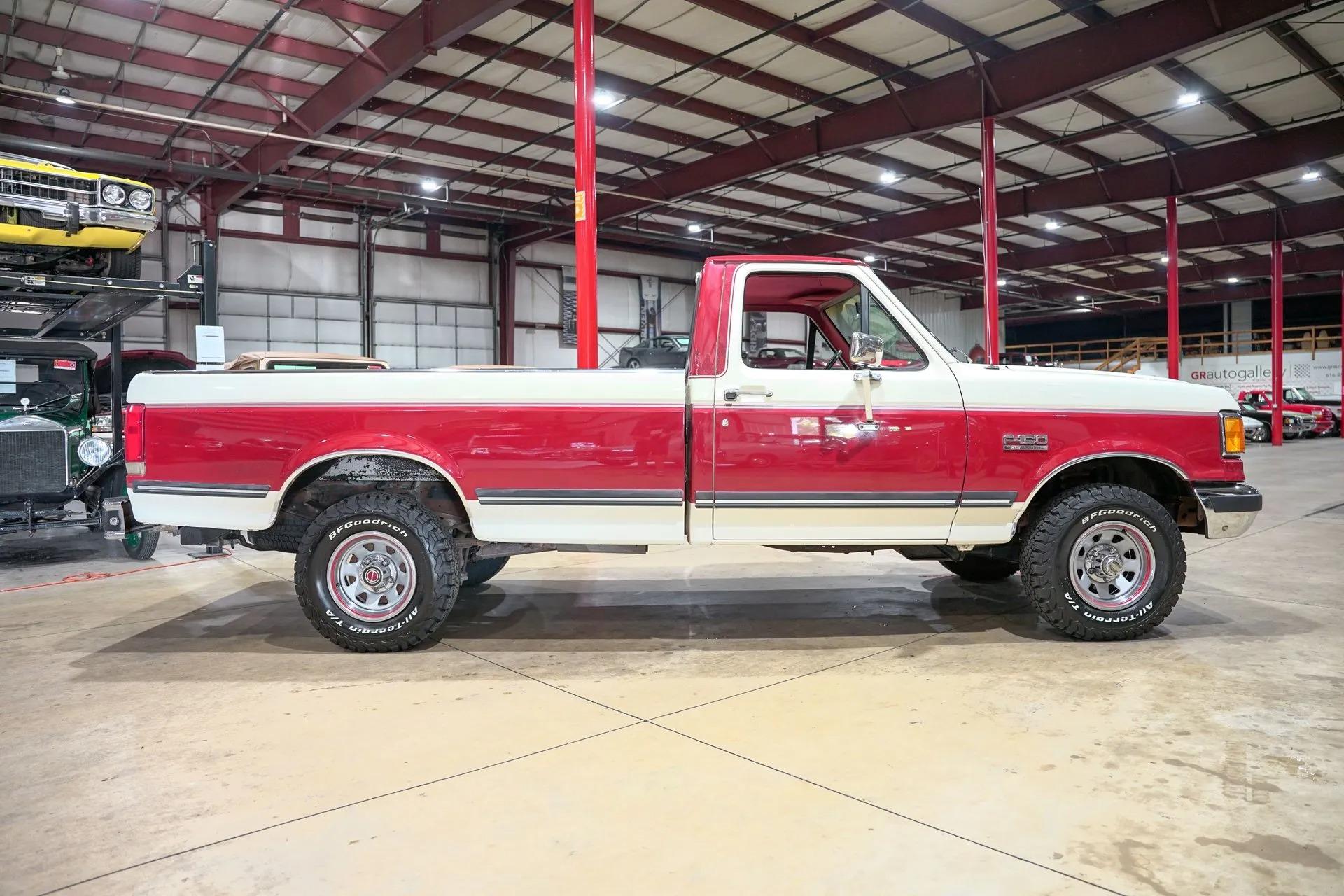 1990 Ford F-150 XLT Lariat
