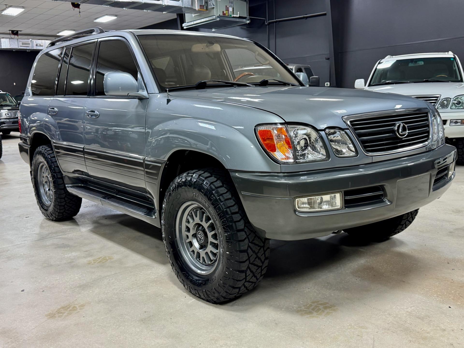 2001 Lexus LX 470