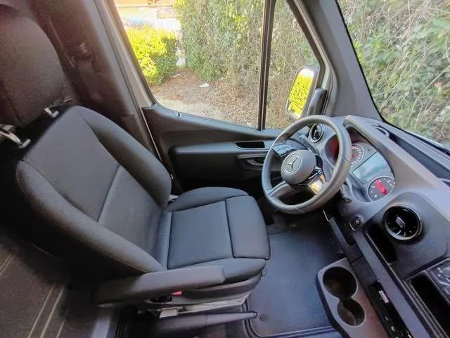 2025 Mercedes-Benz Sprinter 2500