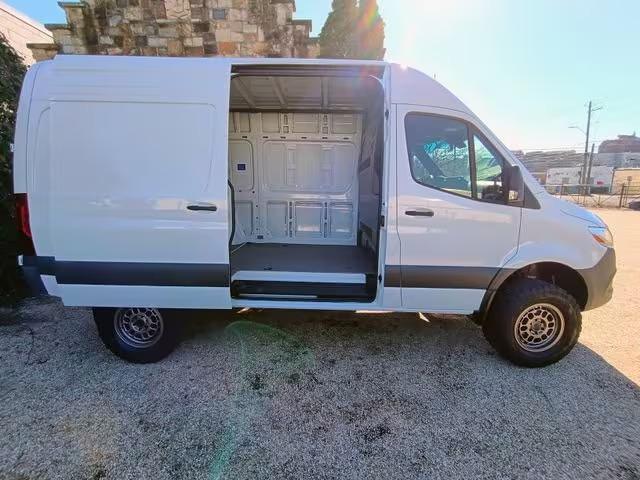 2025 Mercedes-Benz Sprinter 2500