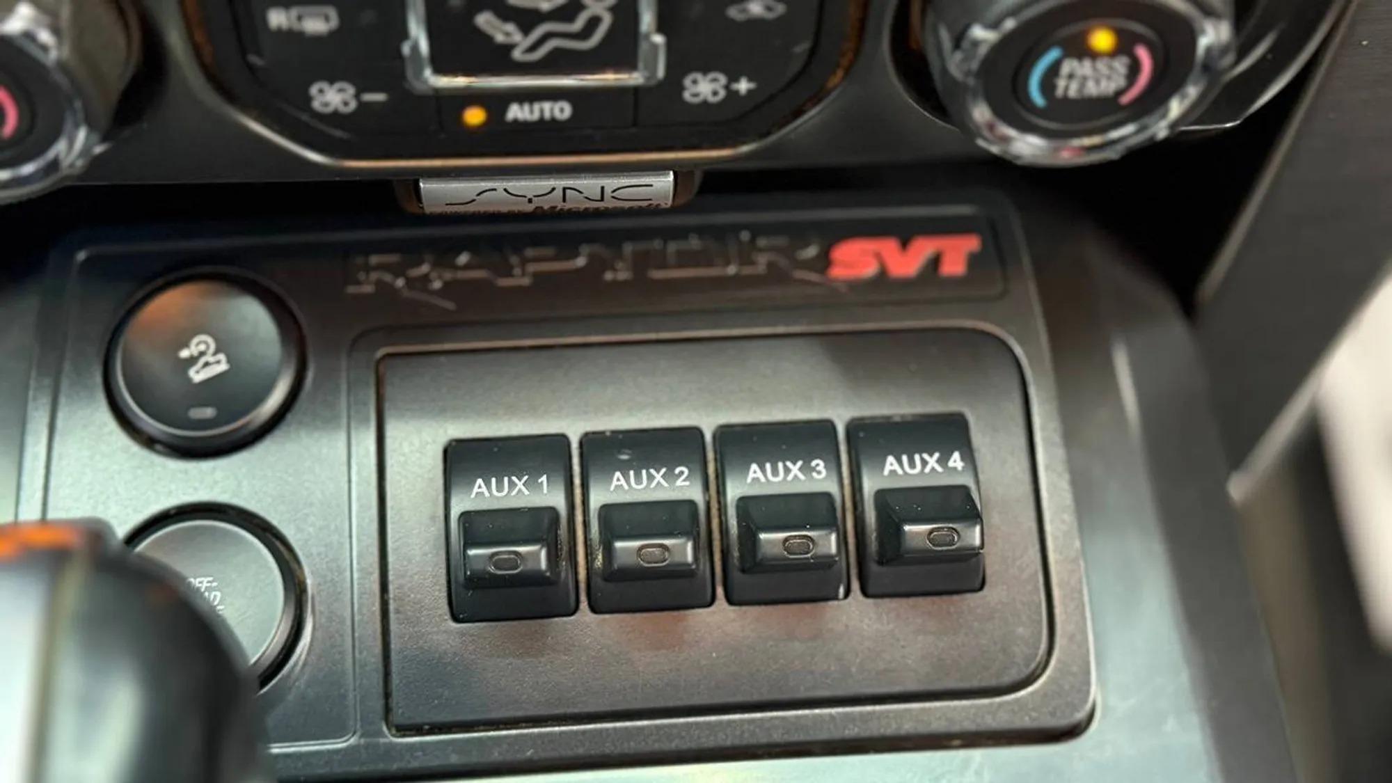 2014 Ford F-150 SVT Raptor