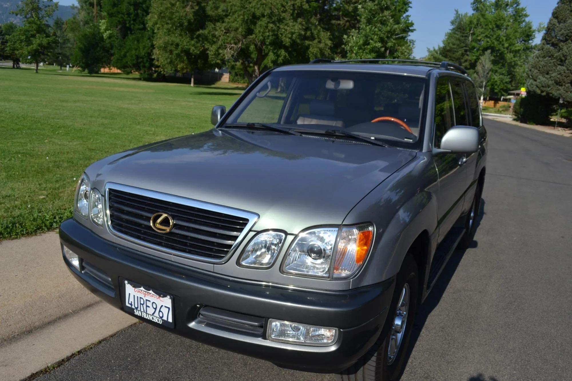 2002 Lexus LX 470 - 4