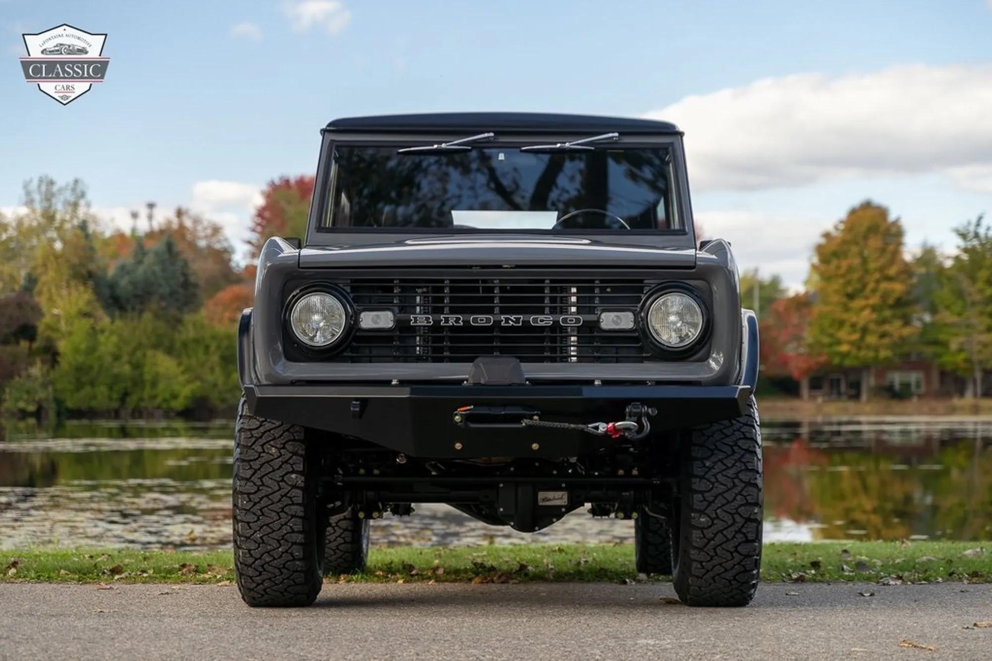 1972 Ford Bronco Trail Edition