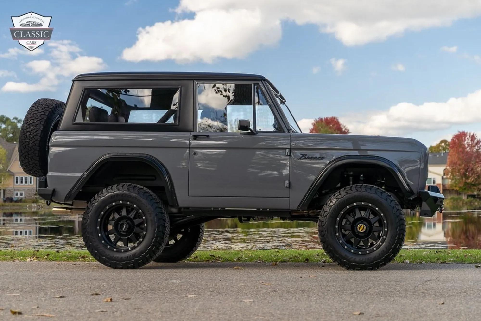 1972 Ford Bronco Trail Edition - 4