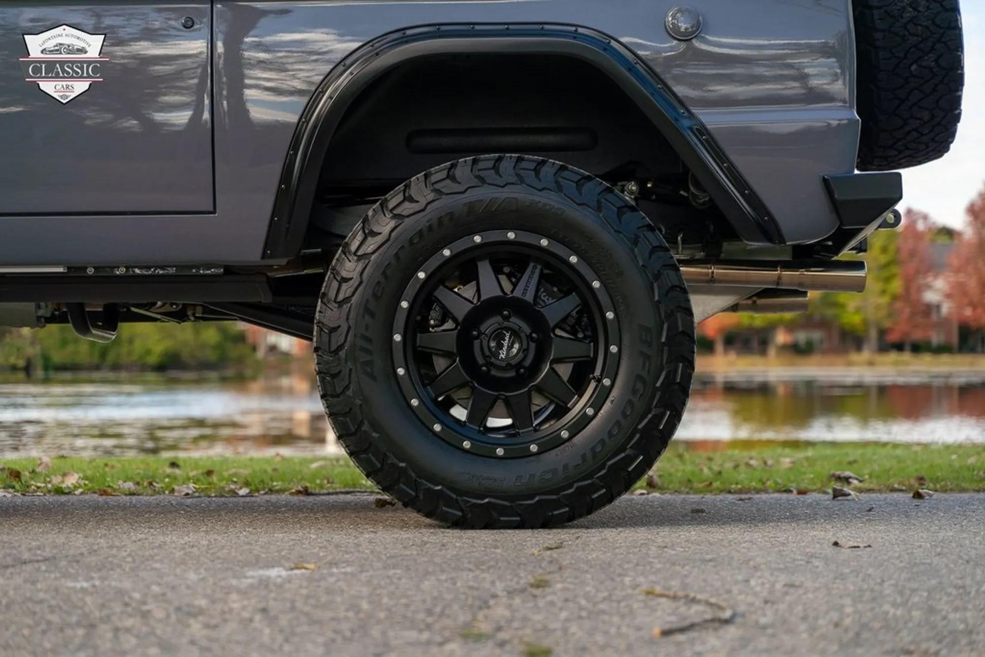 1972 Ford Bronco Trail Edition