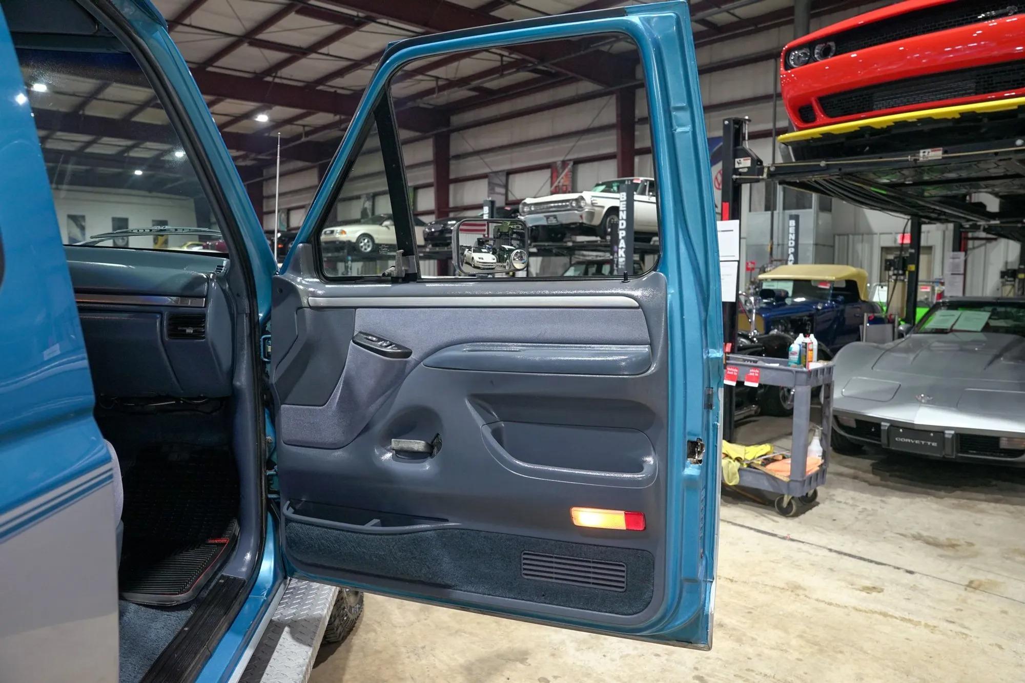 1992 Ford F-250 XLT 4×4