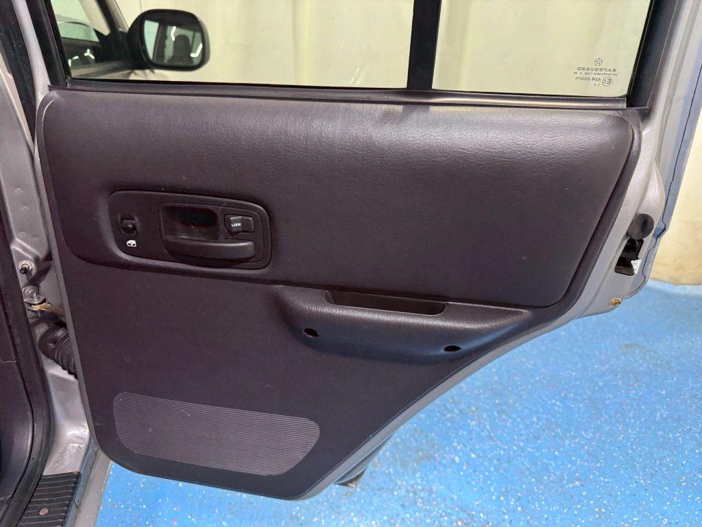 2000 Jeep Cherokee Sport