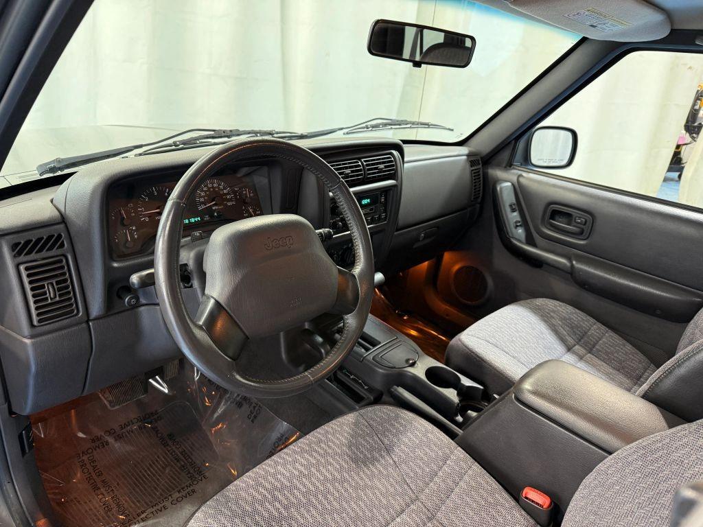 2000 Jeep Cherokee Sport