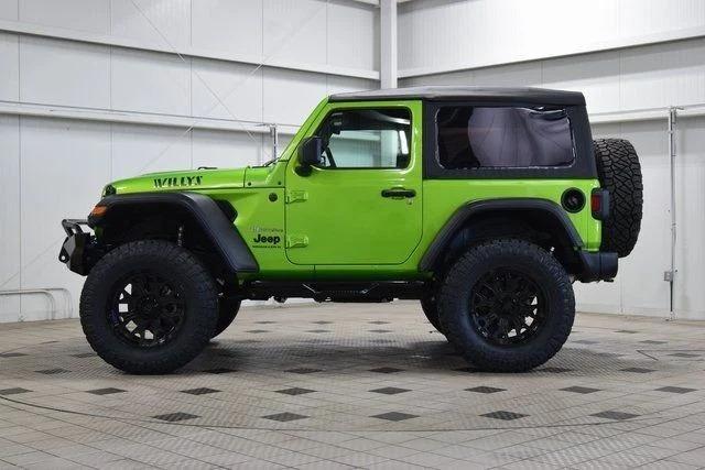2025 Jeep Wrangler Willys - 3