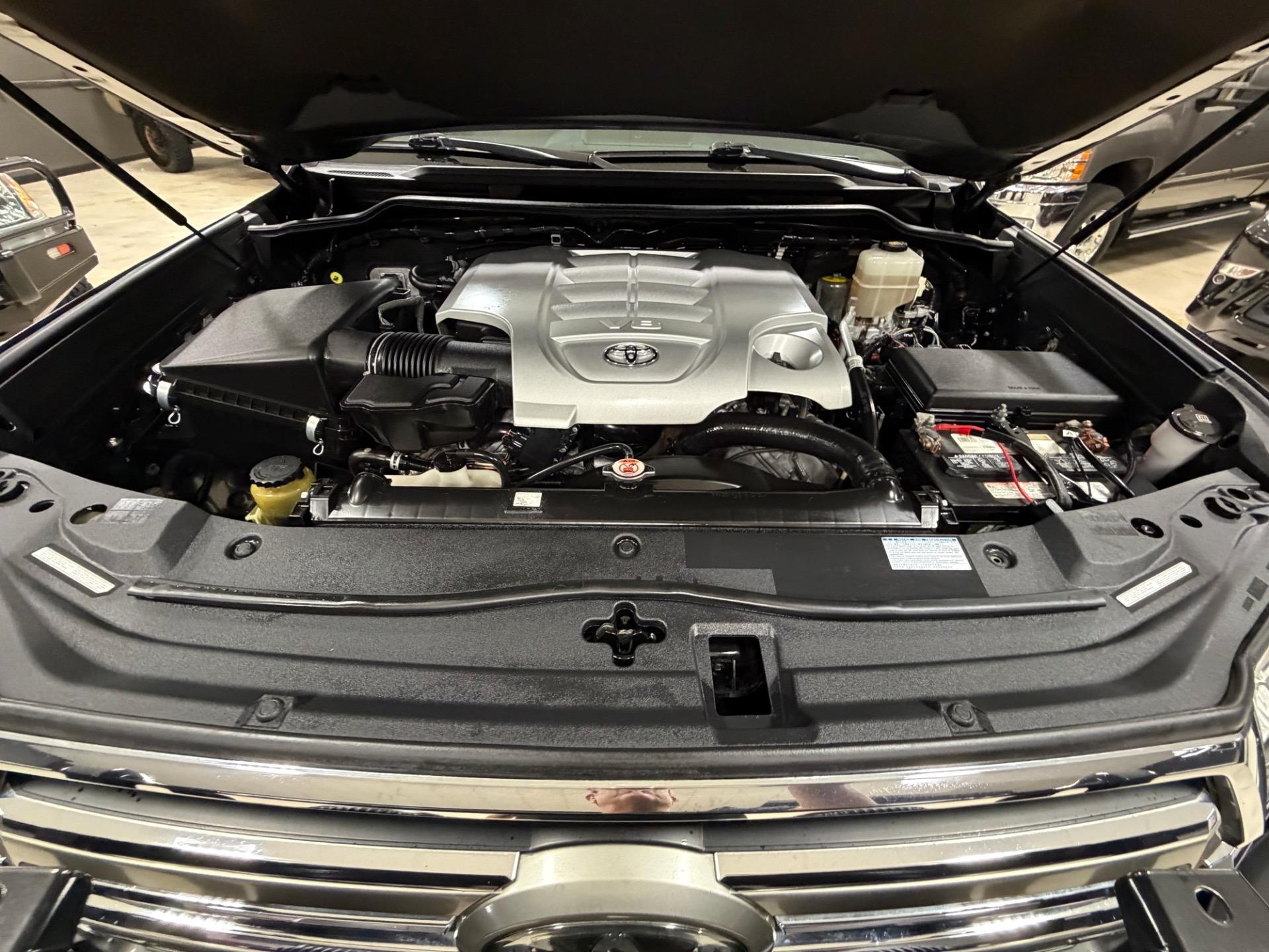 2019 Toyota Land Cruiser