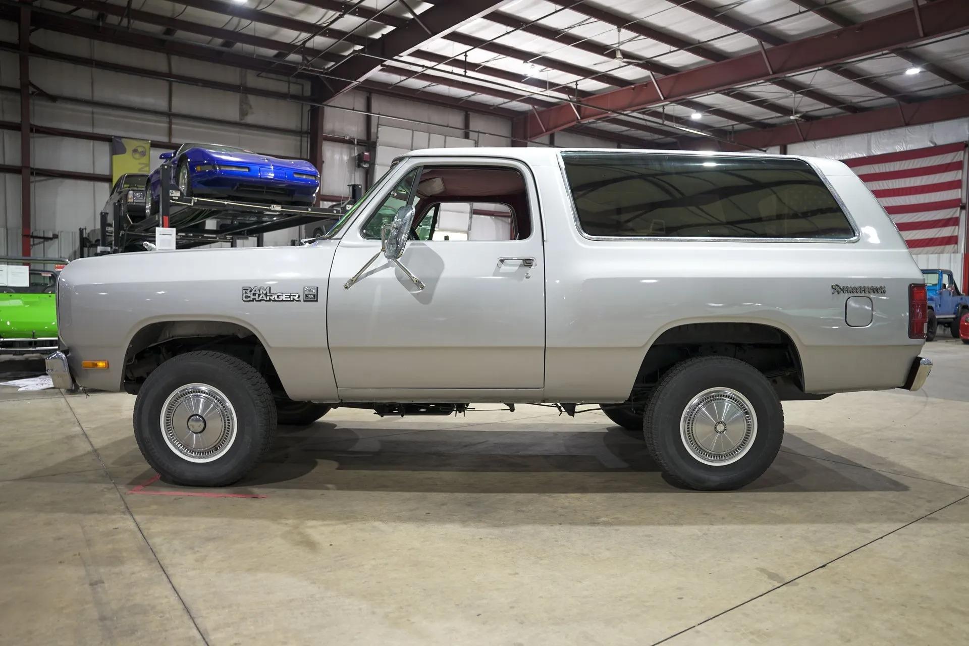 1984 Dodge Ramcharger Prospector - 2