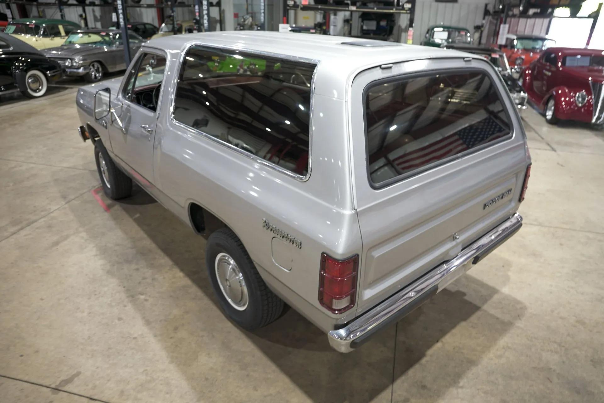 1984 Dodge Ramcharger Prospector - 3
