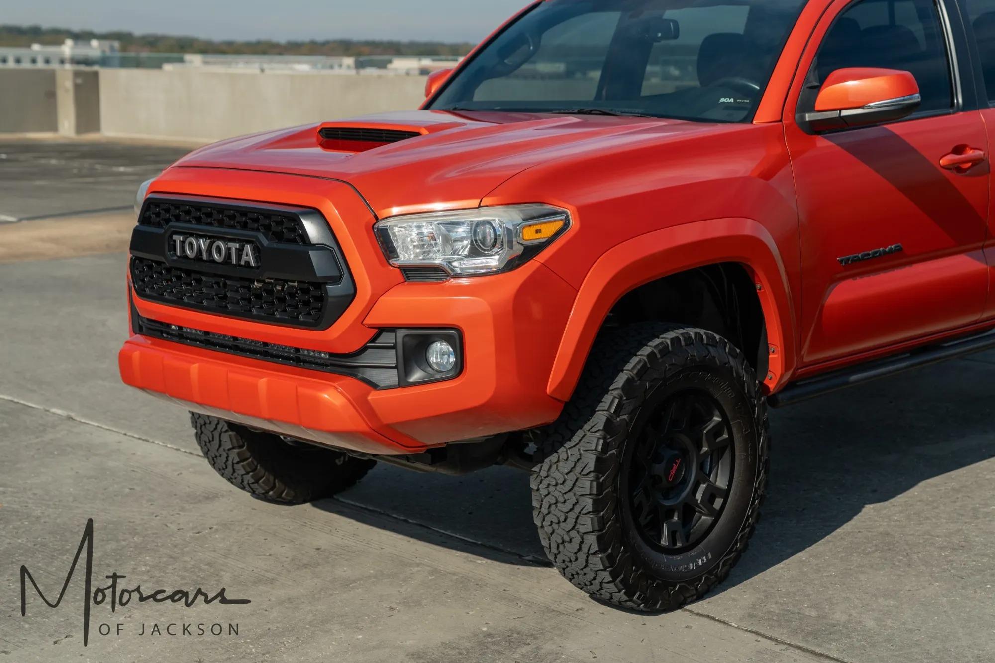 2017 Toyota Tacoma TRD Sport