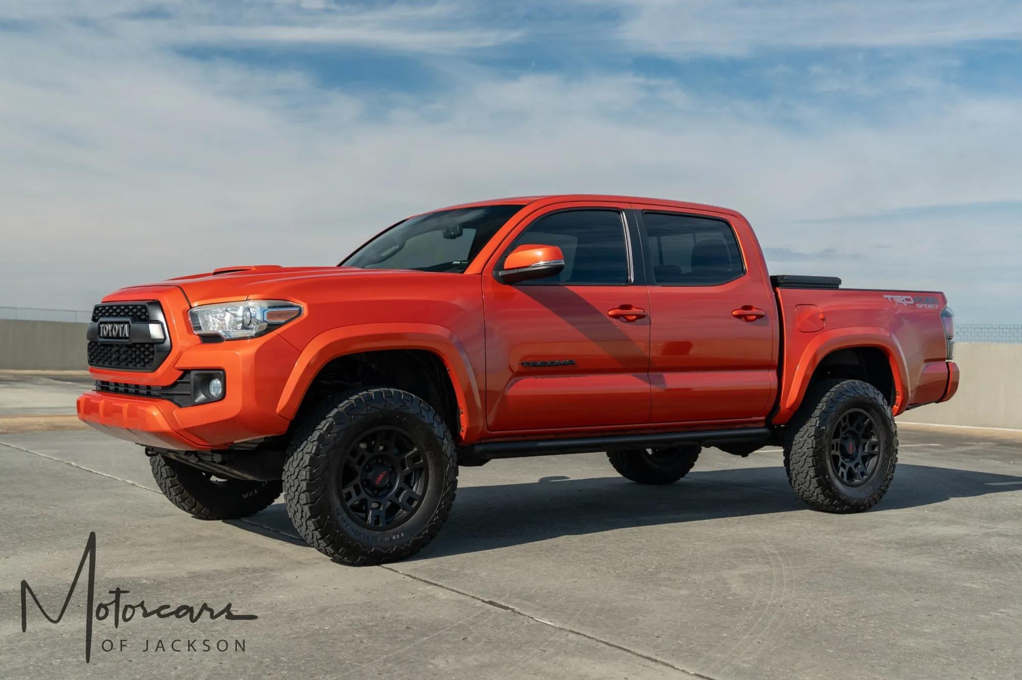 2017 Toyota Tacoma TRD Sport