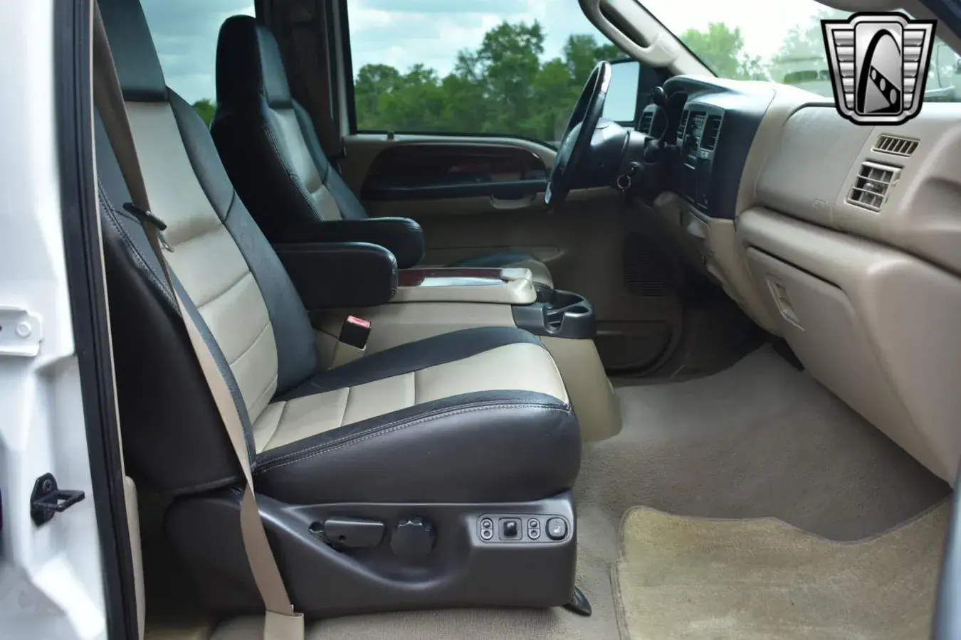 2005 Ford Excursion Eddie Bauer