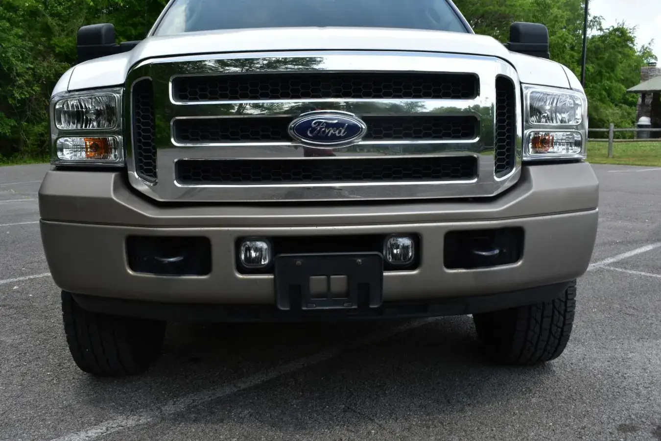 2005 Ford Excursion Eddie Bauer