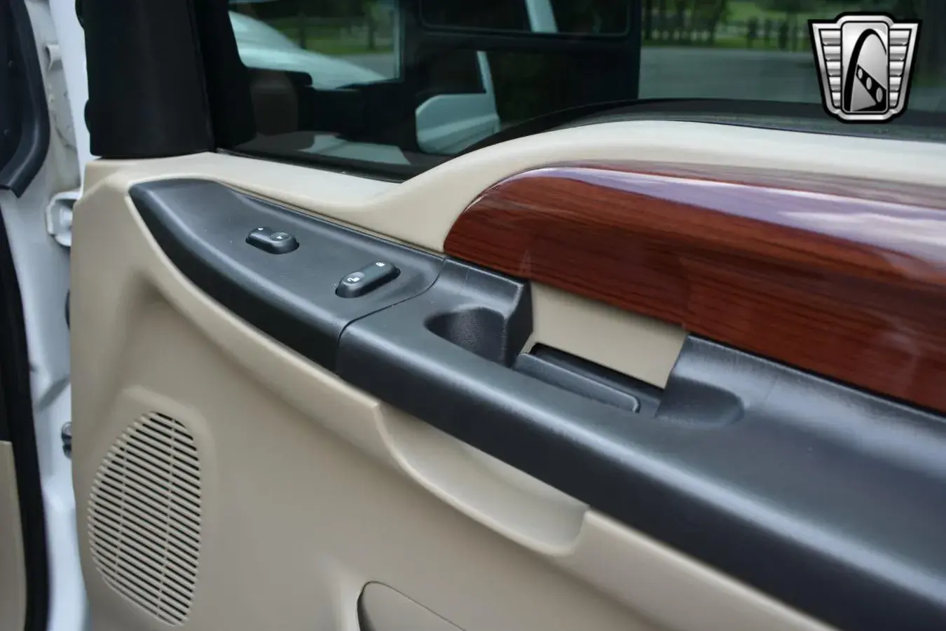 2005 Ford Excursion Eddie Bauer