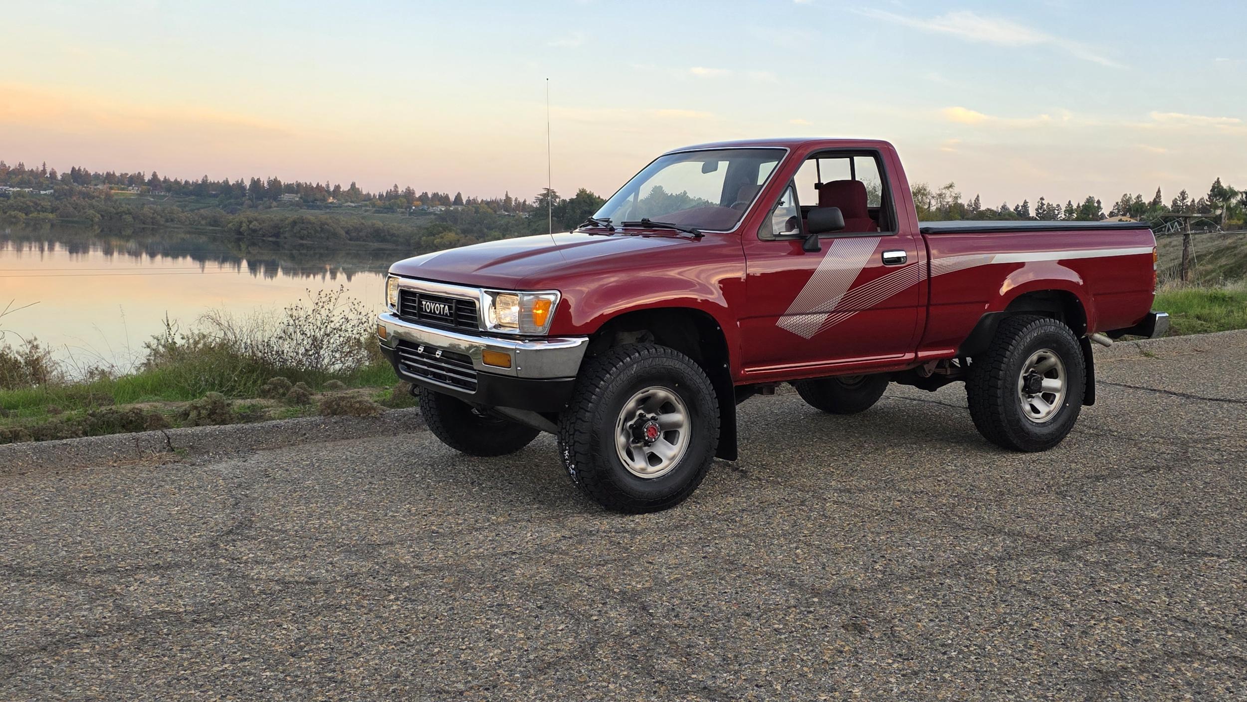 1989 Toyota Pickup 4x4 - 3