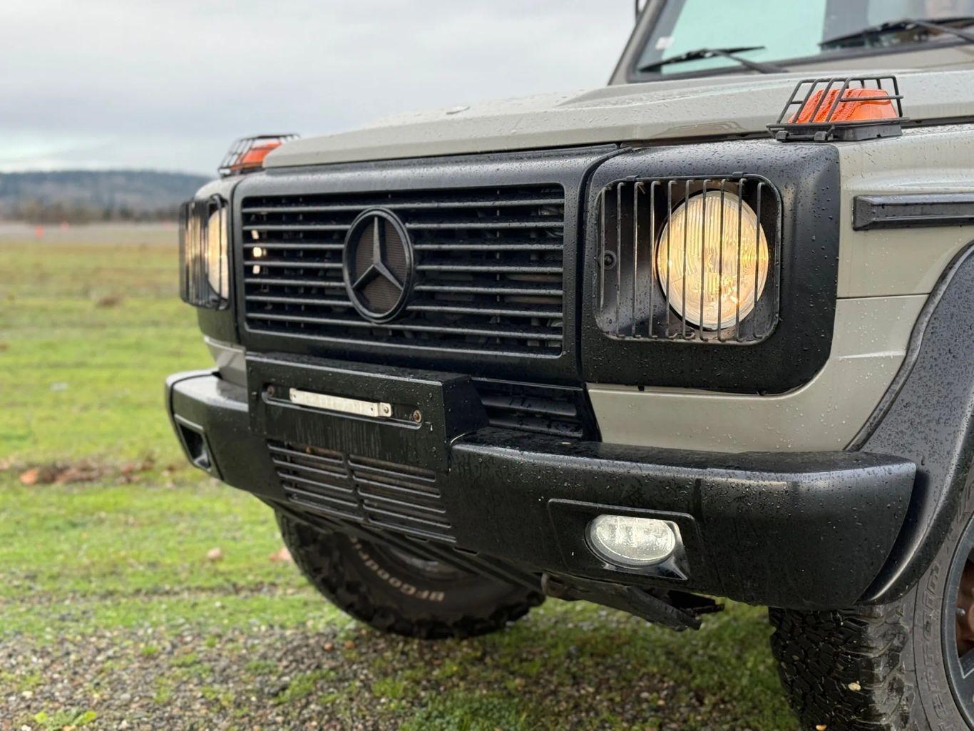 2000 Mercedes-Benz G300TD