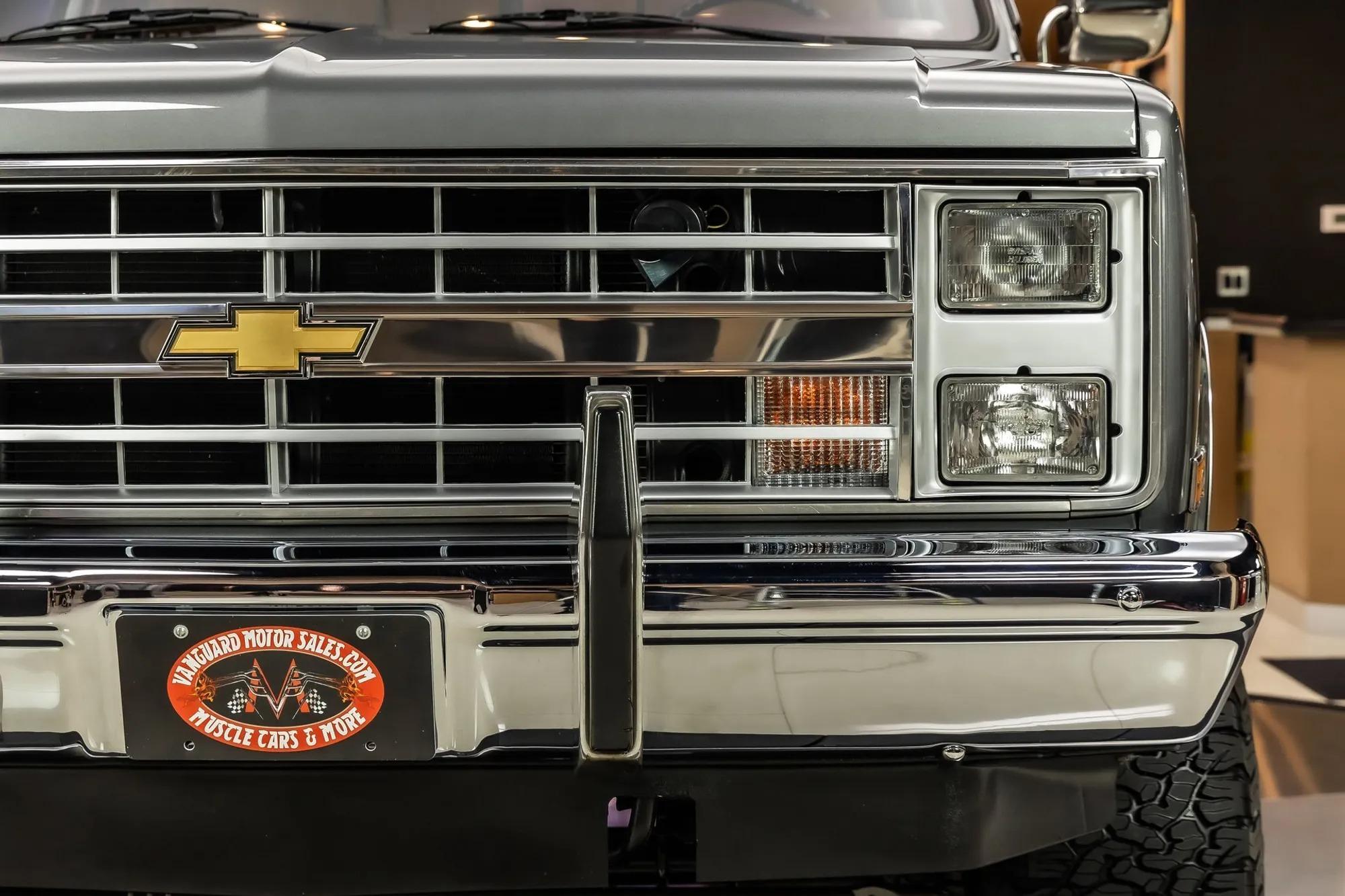 1987 Chevrolet V10 Silverado 4×4