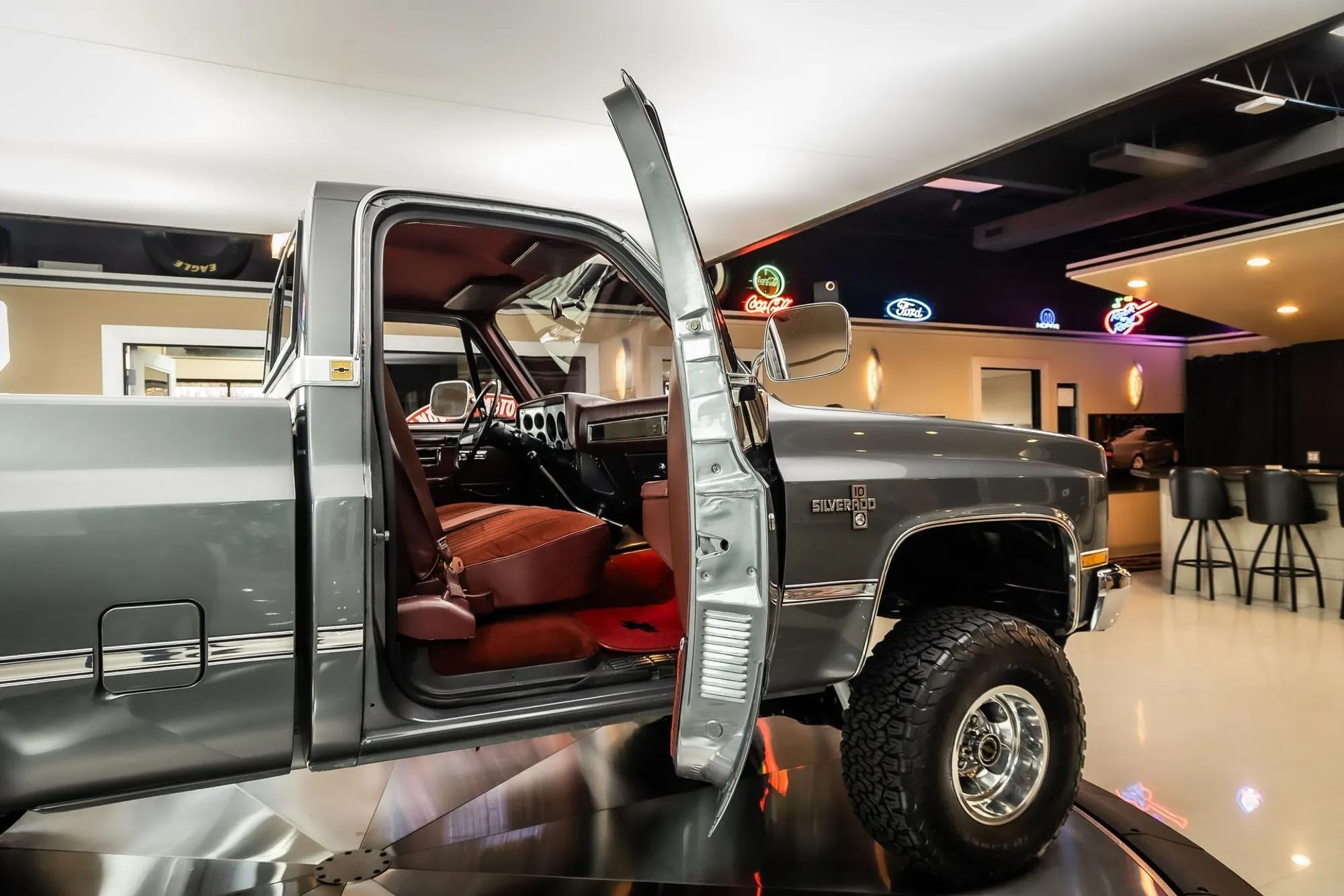 1987 Chevrolet V10 Silverado 4×4