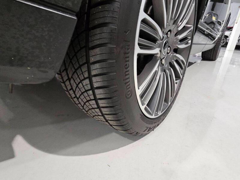 2021 Range Rover P525 HSE Westminster Edition