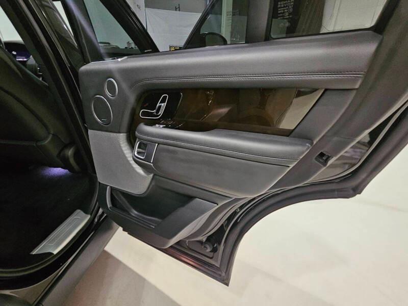 2021 Range Rover P525 HSE Westminster Edition