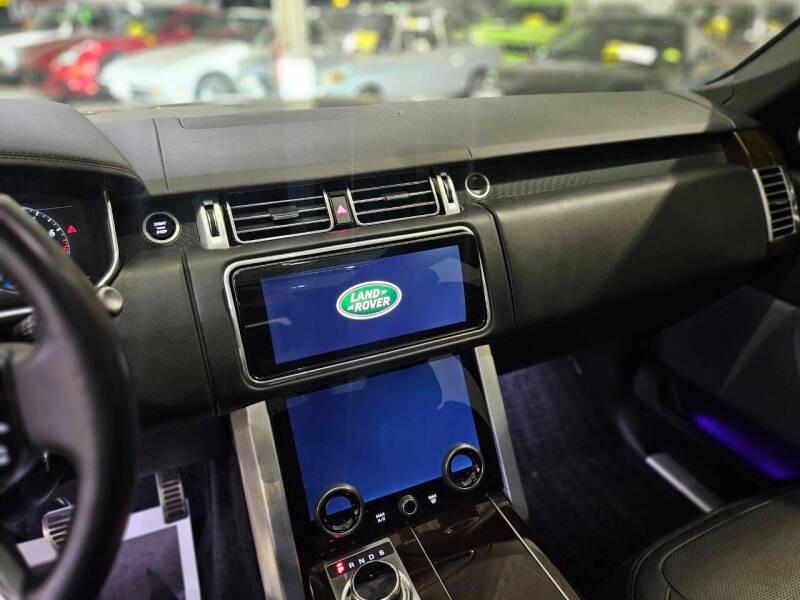 2021 Range Rover P525 HSE Westminster Edition