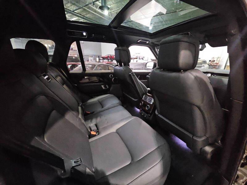 2021 Range Rover P525 HSE Westminster Edition